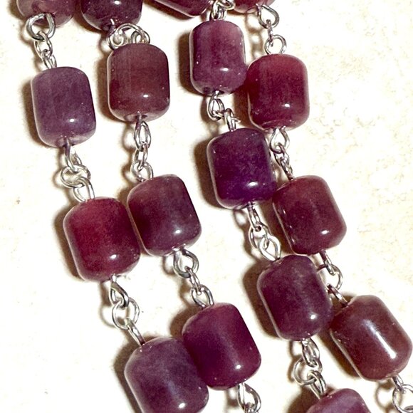 Genuine Magenta Chalcedony Short Necklace, Gemstone & Cute Slim Cat Charm - Picture 8 of 14